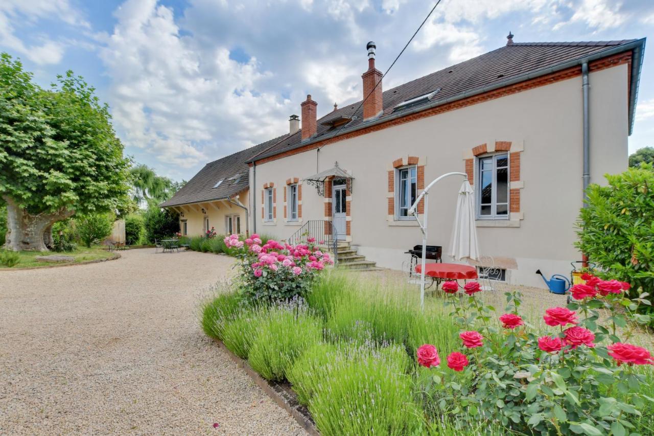 La Fontenelle - Lovely Holiday House With Swimming Pool Cuisery Exterior photo